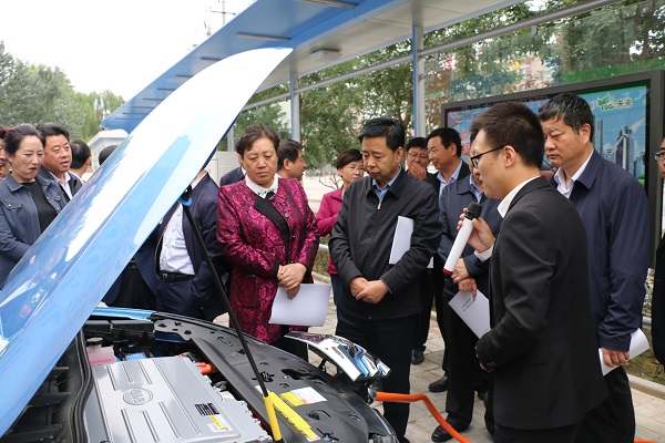 市委副書記、市長王奮彥帶隊(duì)觀摩督查公司項(xiàng)目建設(shè)工作(圖2)