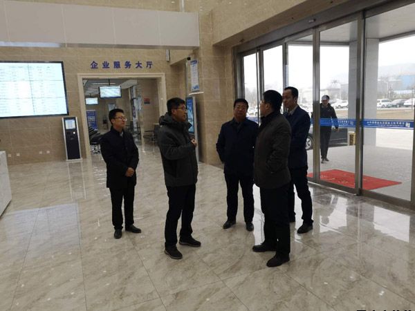 國開行甘肅省分行相關(guān)業(yè)務(wù)處室領(lǐng)導(dǎo)一行調(diào)研泓源公司項目建設(shè)(圖3) 國開行甘肅省分行相關(guān)業(yè)務(wù)處室領(lǐng)導(dǎo)一行調(diào)研泓源公司項目建設(shè)(圖3)