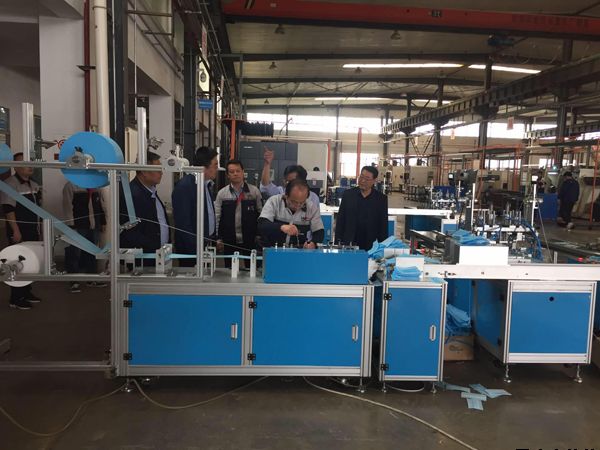 泓源公司領(lǐng)導(dǎo)班子深入豐收、泓盛達(dá)公司開展工作調(diào)研(圖2)